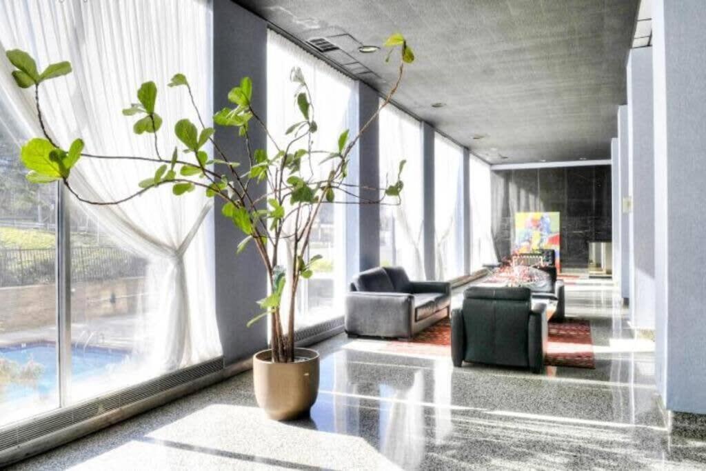 Heart Downtown 2Bd Onsite Parking Condo City View! Lm401 Атланта Экстерьер фото